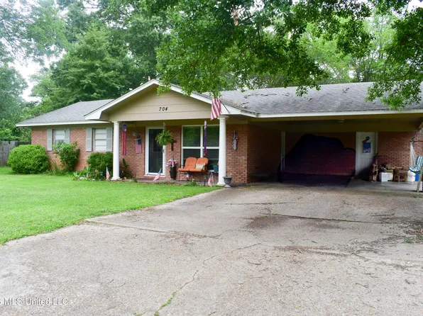 704 Marilyn Dr, Pearl, MS 39208