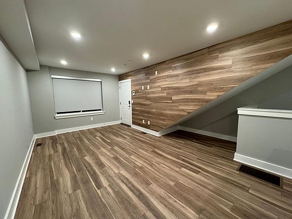 3rd image of 1410 Germantown Ave APT 2