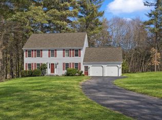13 Russells Way, Westford, MA 01886