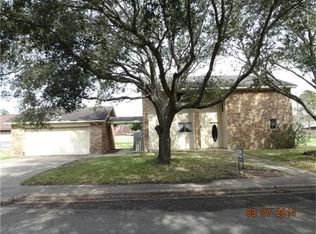 2301 Phoenix Dr, Bay City, TX 77414