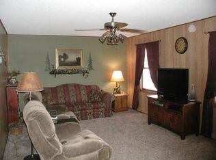 611 9th Ave, Bethany, MO 64424