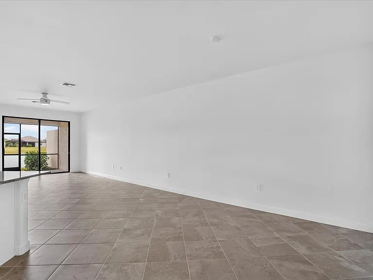 5316 Crystal Harbor Cv — Photo 13