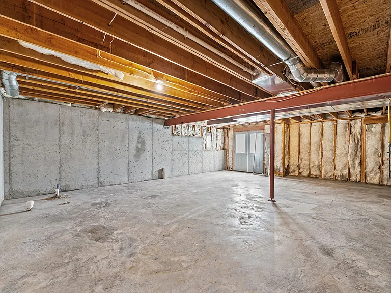 8947 NE 116th Ter — Photo 35