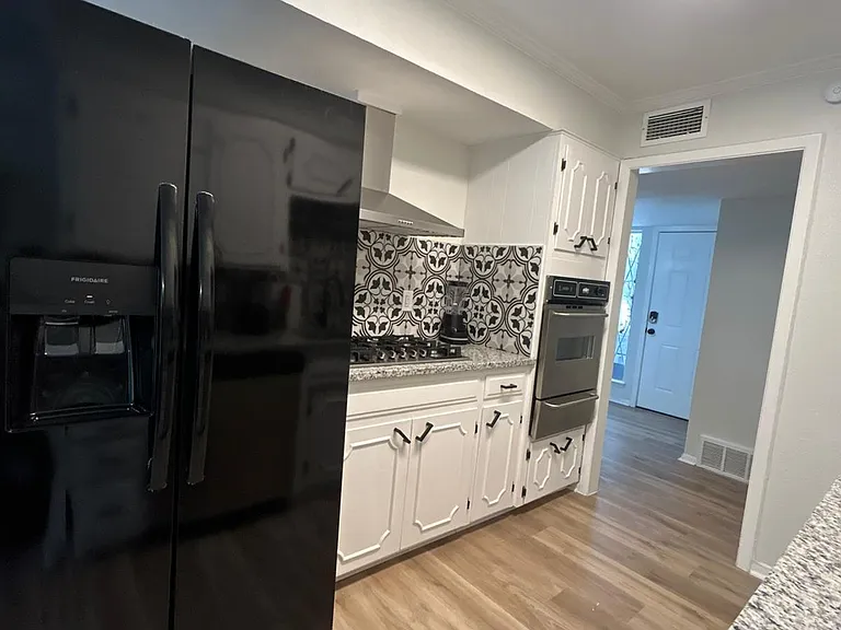 2509 White Oak Ln — Photo 11