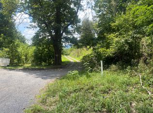 13345 Wolf Creek Rd, Alderson, WV 24910