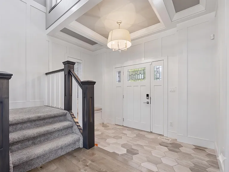 1305 Hainstock Way SW — Photo 7