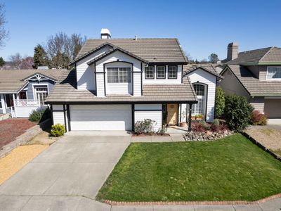 109 Wooded Glen Court, Windsor, CA, 95492