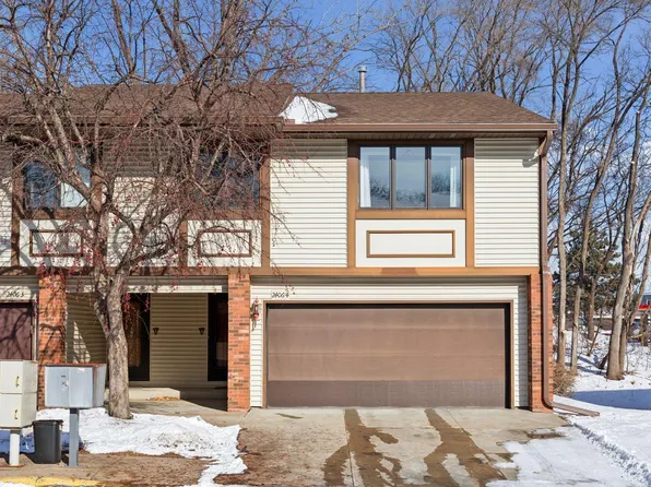 2406 County Road D W APT 4, Saint Paul, MN 55112