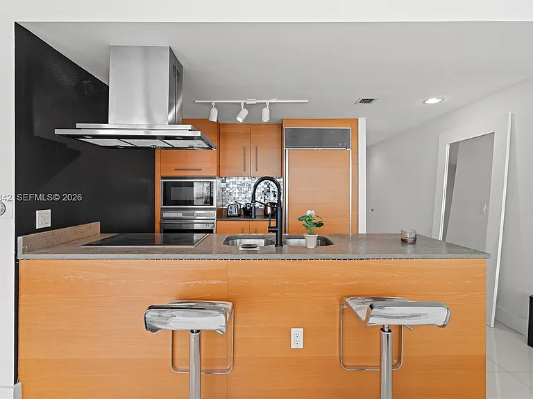 495 Brickell Ave #1704 — Photo 3