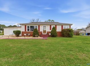 504 Nebraska Ave, Stevenson, AL 35772