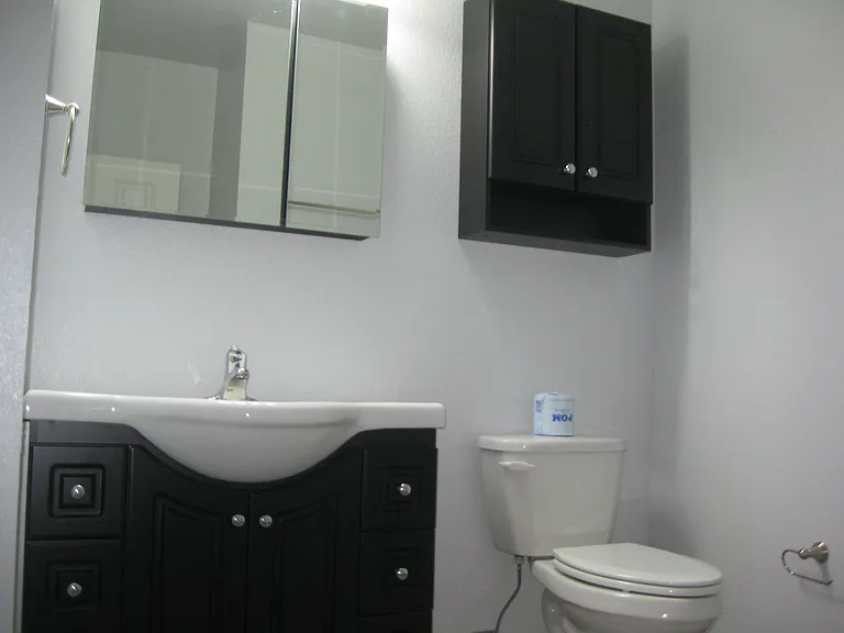 200 Main St E #204 — Photo 2