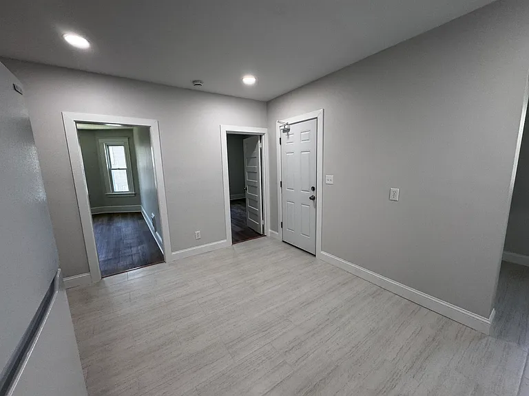 396 Chestnut St #2 — Photo 8