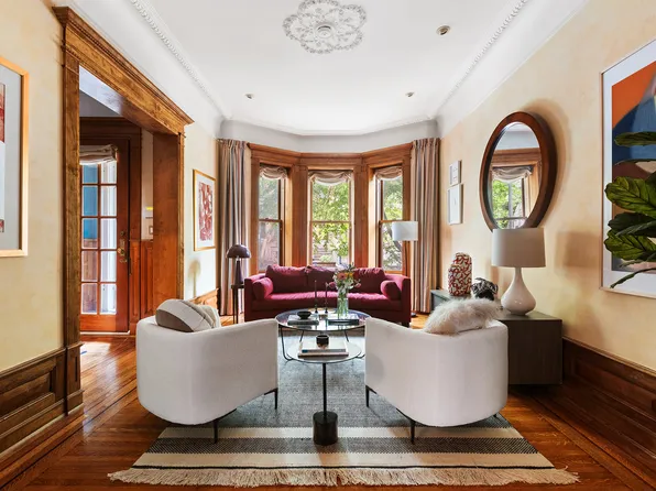 623 2nd Street image 3 of 23