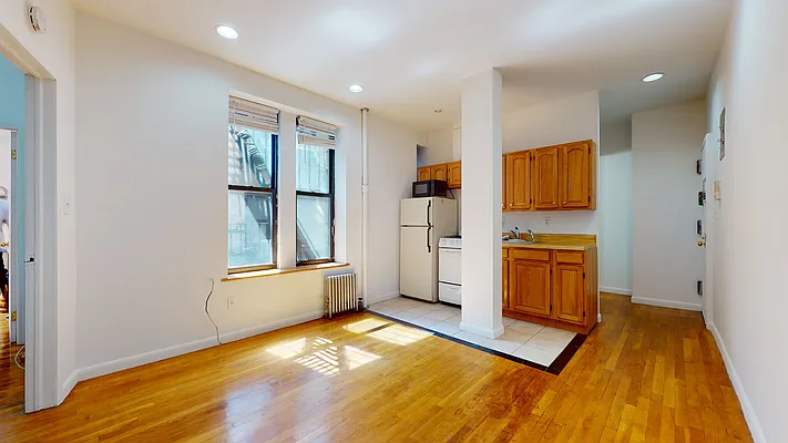 Rented by Bond New York | media 11