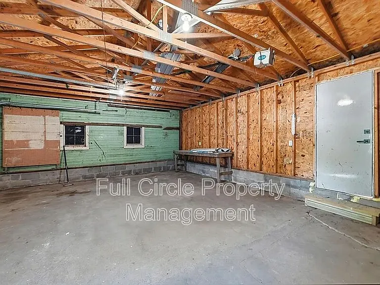 504 Harris St — Photo 19