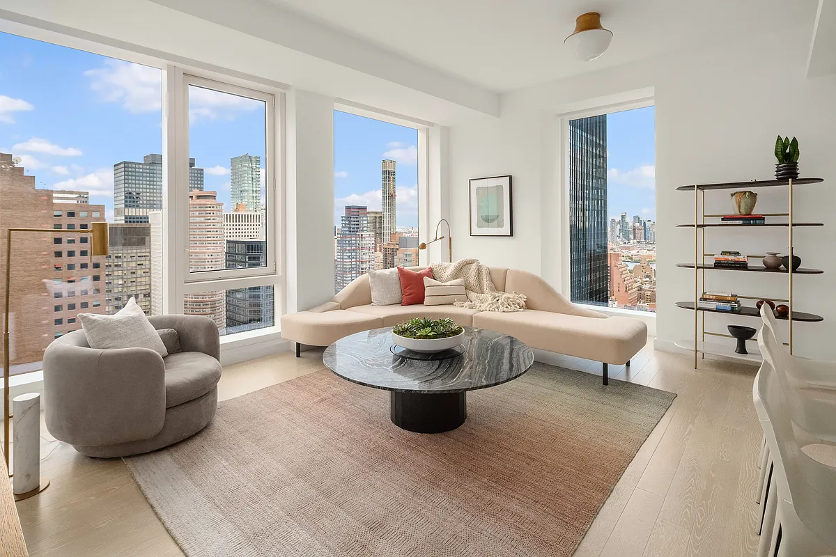 138 East 50th St Unit 23B  