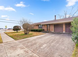 1301 Rose Ave, Cleburne, TX 76033