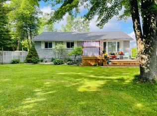 26 Dollar Cres, Greater Napanee, ON K7R 3K7