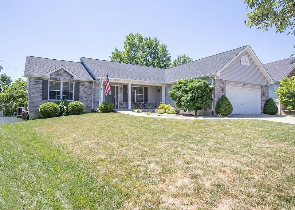 2nd image of 18 Boschert Creek Dr