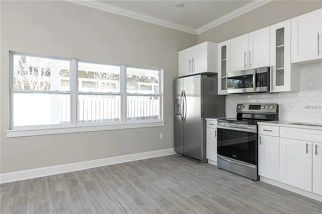 1 bed, 550 sqft, $2,100 — Photo 1
