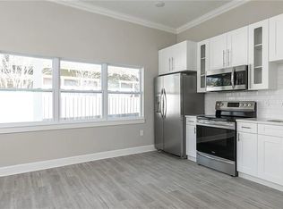 114 8th Ave N APT 1, Saint Petersburg, FL 33701