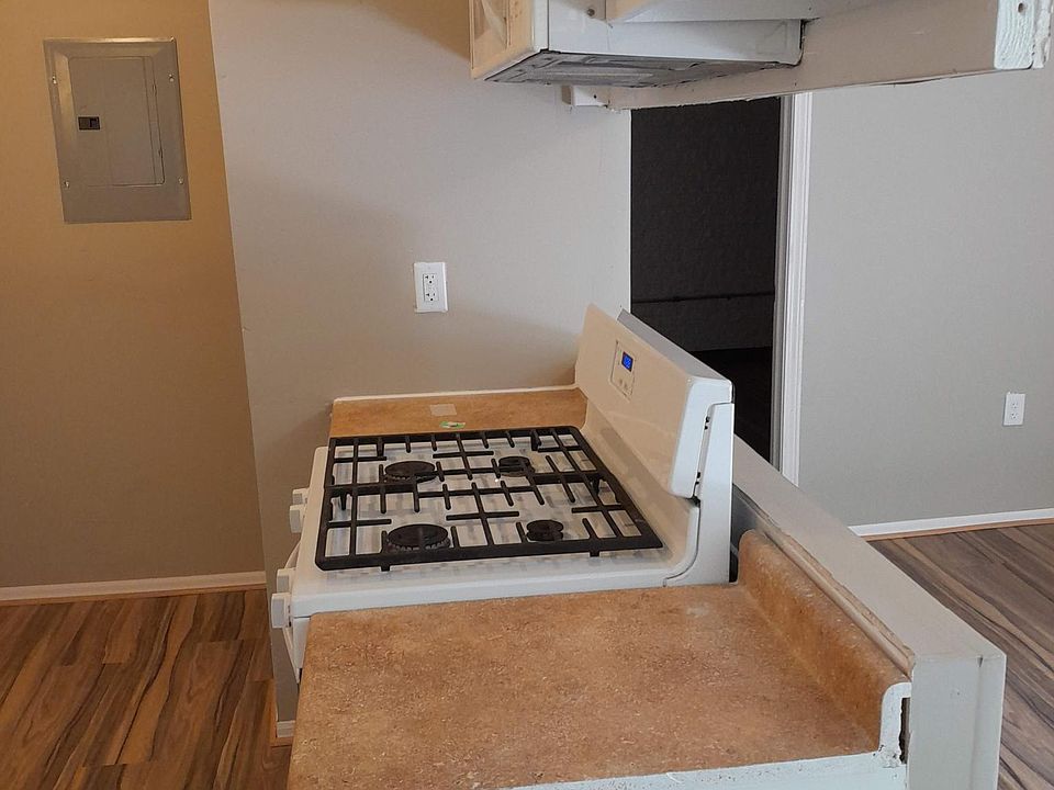 1st image of 72001 Kentucky Ave #18