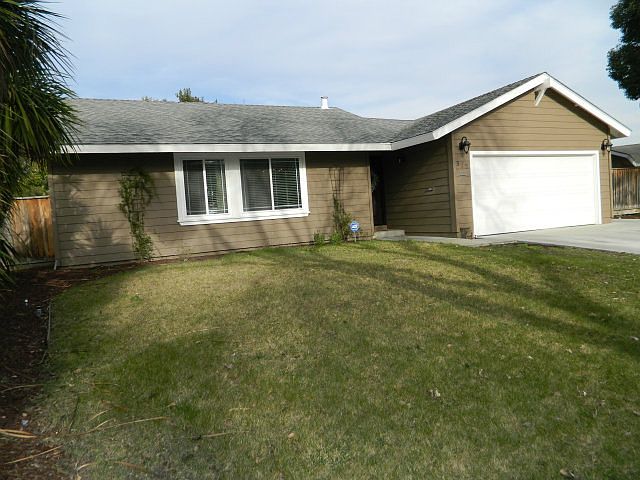 1st image of 377 Henderson Dr