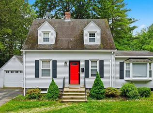 7 Monmouth Ave, Worcester, MA 01606