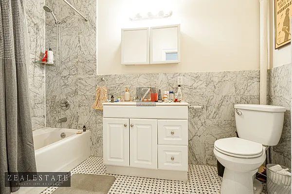 Rented by ZealEstate Group Inc | media 27