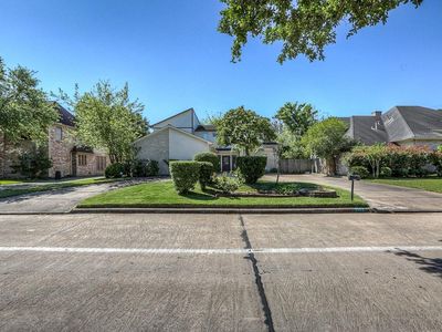 3142 Country Club Blvd, Stafford, TX, 77477