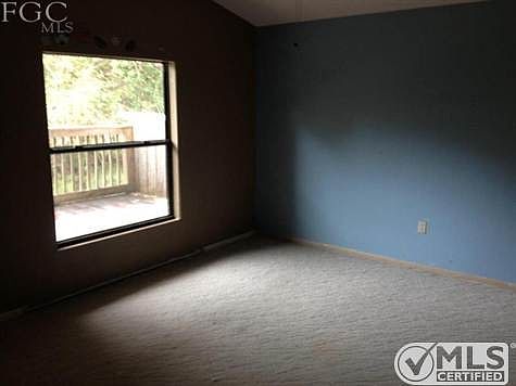 4th image of 2316 Leroy Ave