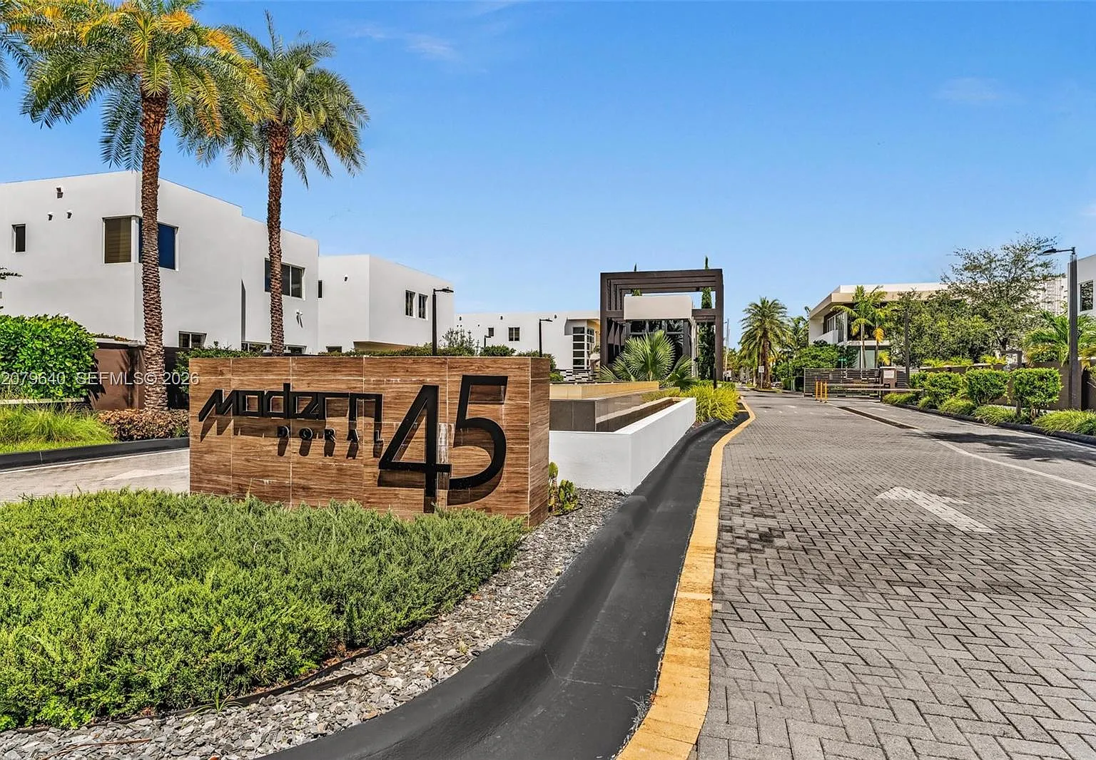 Doral Commons Residential — Photo 4