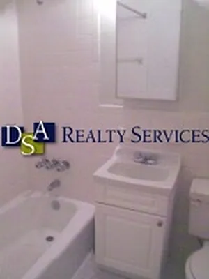 Rented by DSA Realty Midtown West | media 37