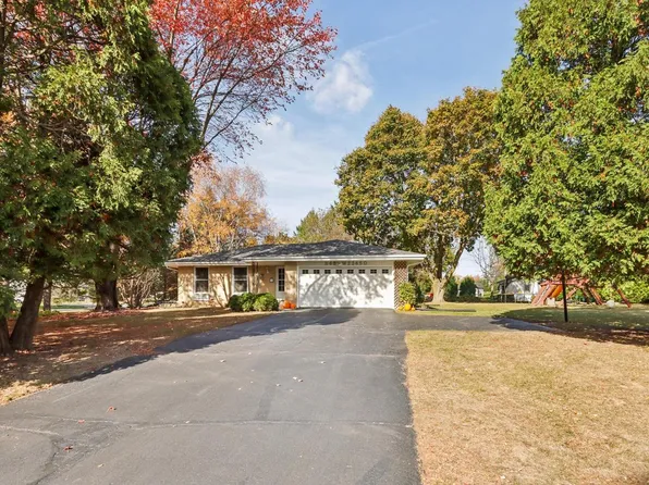 N48W22450 Wedgewood Glen DRIVE, Lisbon, WI 53089