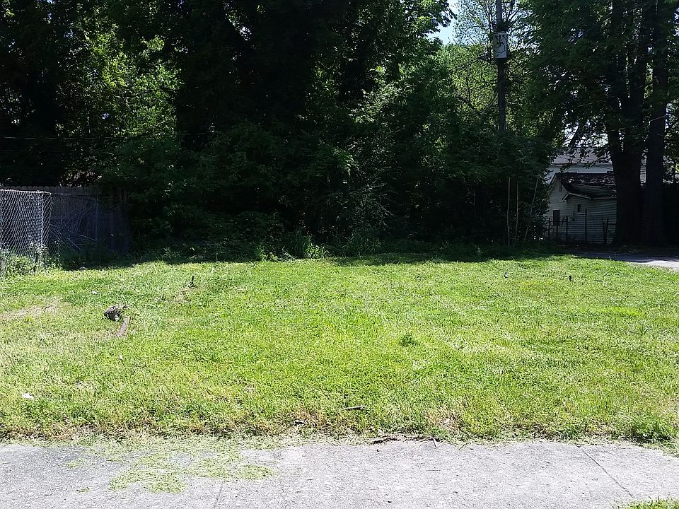 1st image of 616 N Claybrook St