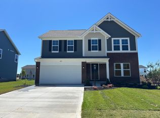 8239 Sycamore Hollow Dr, Pickerington, OH 43147