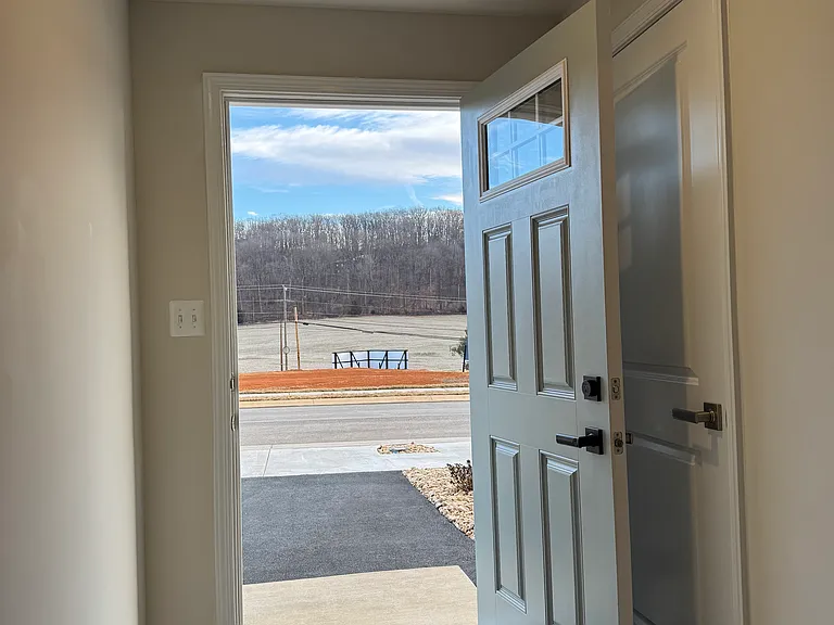 2876 Orchard Ridge Ln — Photo 4