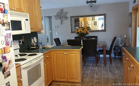 5th image of 5257 SW 95th Ave