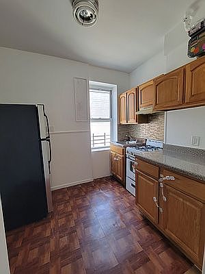 1st image of 3735 Crescent St APT 43