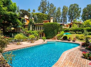 1167 Summit Dr, Beverly Hills, CA 90210