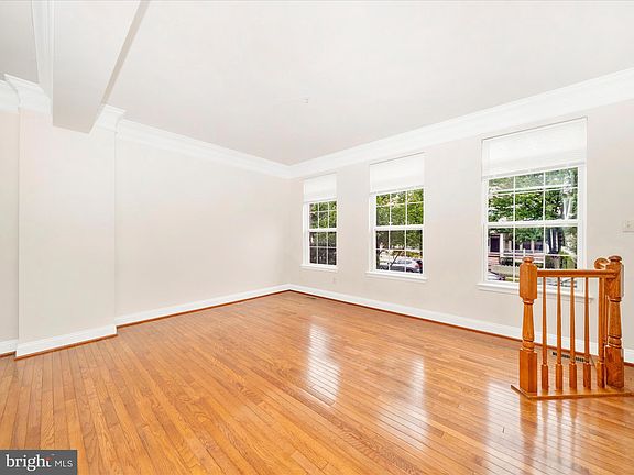5th image of 12839 Grand Elm St