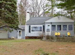 8575 Woodland Dr, HONOR, MI 49640