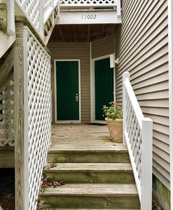 3rd image of 11002 Evergreen Way #39262