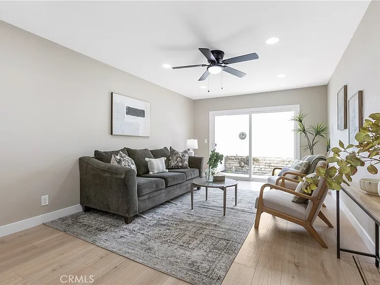 732 W Lambert Rd #34 — Photo 2