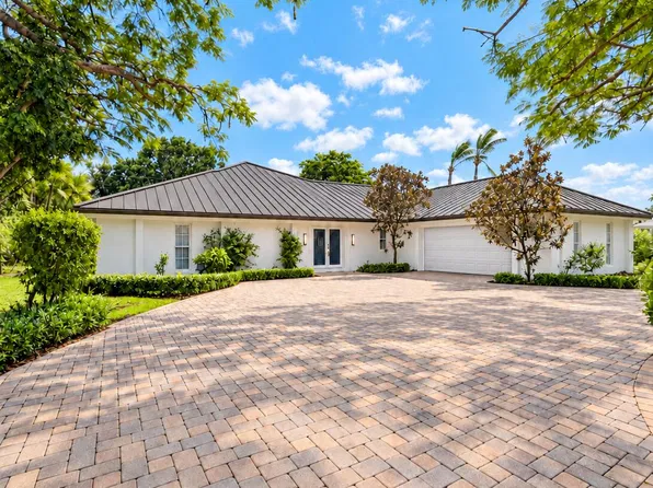 416 S Country Club Drive, Atlantis, FL 33462