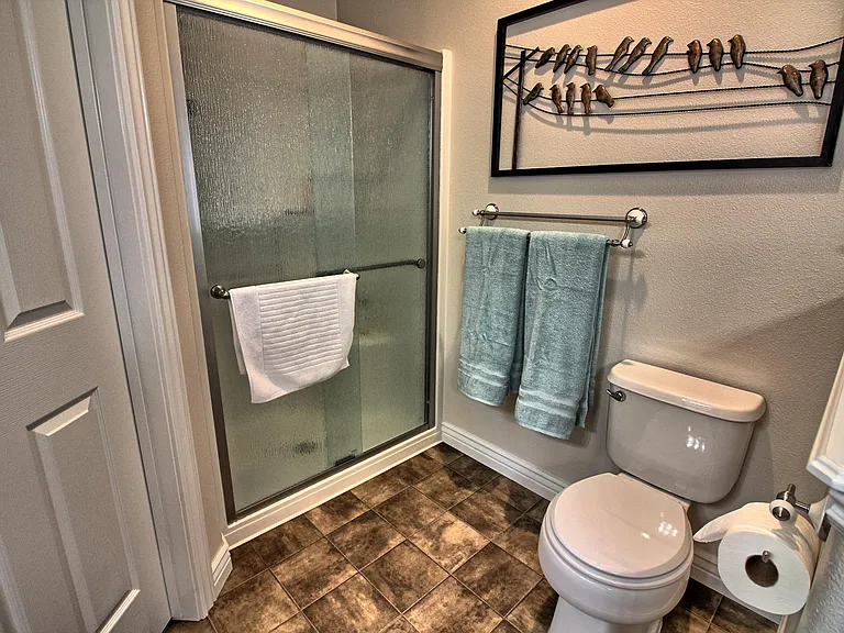 528 E Knoll Dr — Photo 10