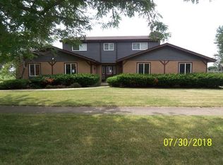 2401 Silver Maple Ln, Joliet, IL 60433