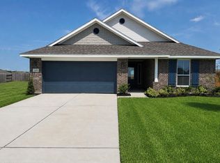 2230 W Post Oak Cir, Dayton, TX 77535
