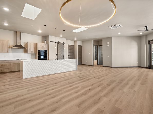 9200 Double R Blvd #1055