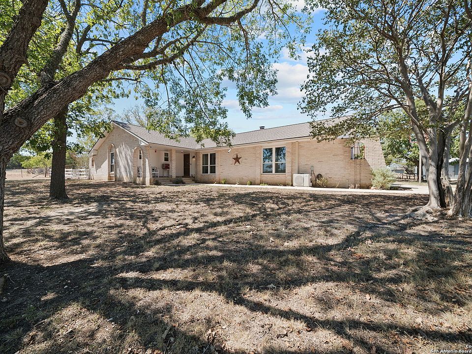 1st image of 1051 LACEY DR